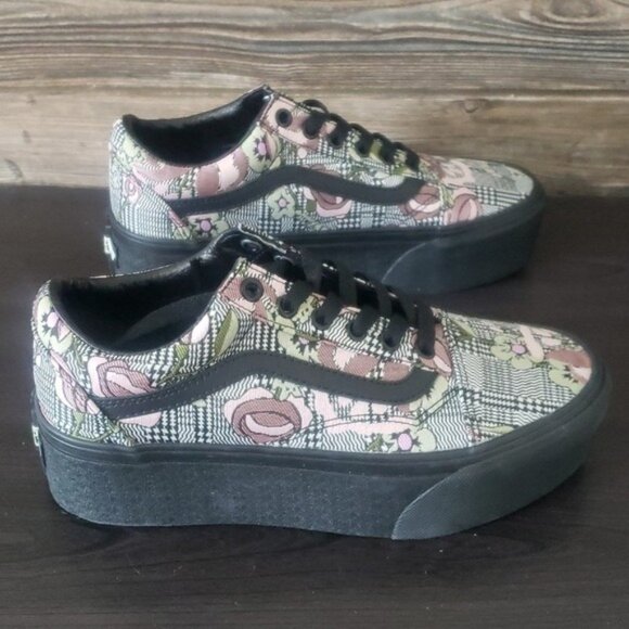 Vans Old Skool Stackform Womens Platform Shoes Romantic Goth Floral Tapestry - Picture 6 of 11